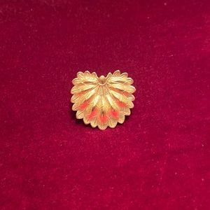 2/$15 Vintage Leaf Scarf ring Gold tone
